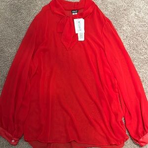Retrolicious Red Blouse with Peter Pan Collar and Long Sleeves